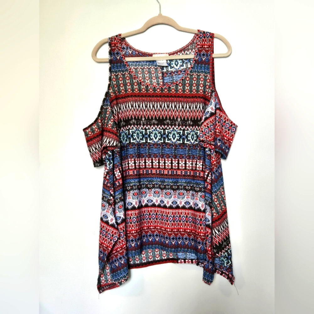 4 for $25 💥 Trendy Multicolor Cold Shoulder Guilty Top size 1X